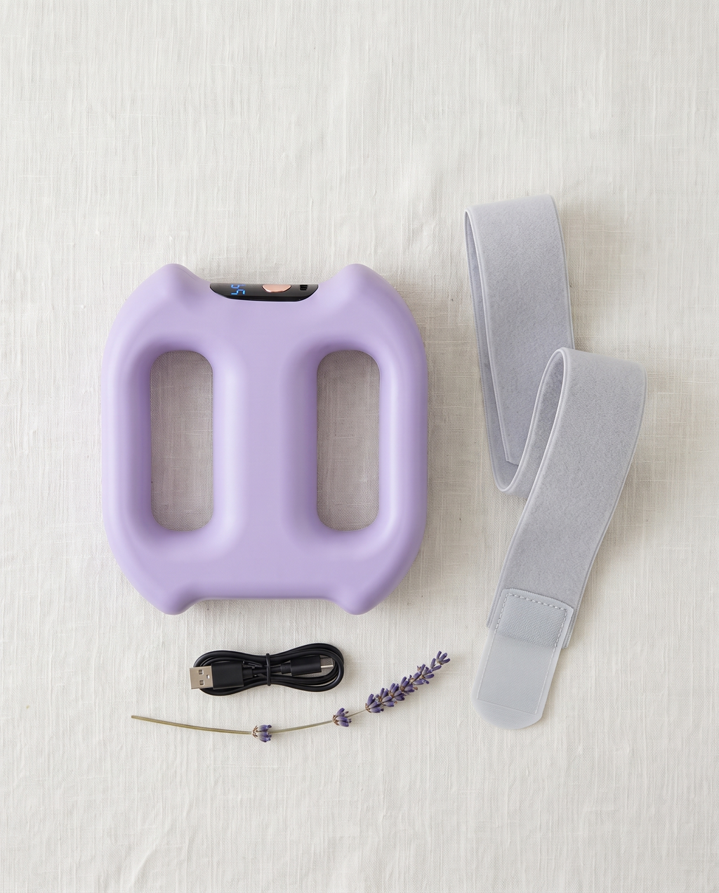 What's in the box: Unwind ring, 140 cm strap, USB-C cable