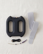 What's in the box: black Unwind ring, 140 cm strap, USB-C cable